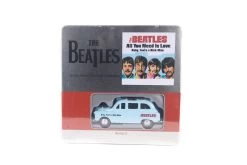 The Beatles Single Sleeve Die Cast Collectible Tin – Die-cast Taxi, XL T-Shirt & Wall Plaque (All You Need Is Love)