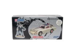 Corgi Classics 007 James Bond Collection – Gold Aston Martin DB5 & Oddjob Figure Set – 04201