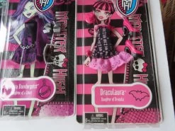 Monster High – Draculaura – Lagoona Blue – Spectra – Abbey Fashion Packs -Trendy Toy Store IMG 1893