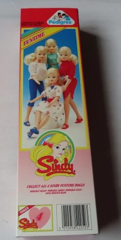 Sindy Vintage Funtime Doll By Pedigree In Green And White Dress -Trendy Toy Store IMG 2431