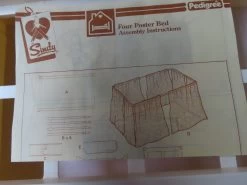 Sindy Rare Four Poster Bed By Pedigree 44514 -Trendy Toy Store IMG 2481 scaled 1