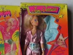 1985 Jem Truly Outrageous – Jem / Jerrica Fashion Doll -Trendy Toy Store IMG 2766