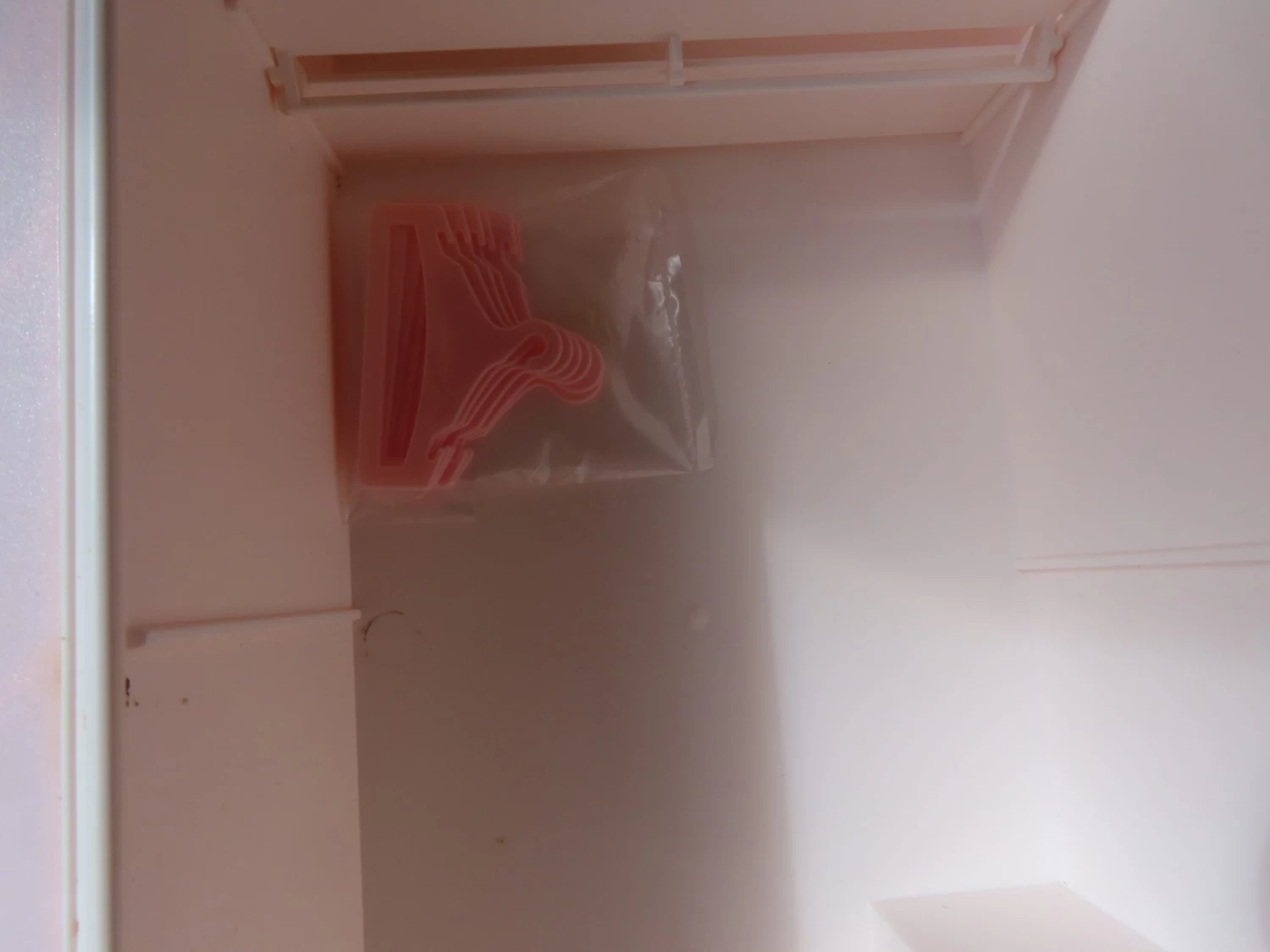 Sindy Furniture – Dolls Wardrobe – Made By Pedigree ( Problem With The Doors ) 4 Sindy Furniture – Dolls Wardrobe – Made By Pedigree ( Problem With The Doors ) - Image 4