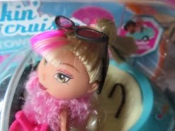 Shorties Small Doll & Kickin’ Cruiser S.U.V. Short Utility Vehicle – Mattel 2004 -Trendy Toy Store IMG 3204 scaled 1