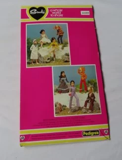 Sindy Vintage Fashion 44204 By Pedigree -Trendy Toy Store IMG 4319