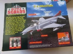 Battle Squads F-4 Phantom With 2 Micro Figures -Trendy Toy Store IMG 4778 scaled 1