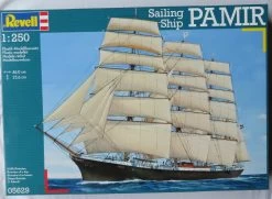 Revell – 1:250 – Sailing Ship Pamir – 05629