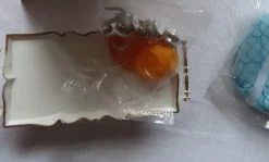 Sindy – Rare – Vintage – Bedside Table And Chair With Accessories By Pedigree – Selling As Light No Working Due To Age – 44593 -Trendy Toy Store IMG 6702