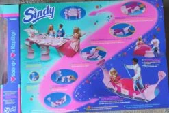 Sindy – Toy R Us Special – Romance In Ventie – Gondola Turn In To Table And Chair And I Love Make Up Doll -Trendy Toy Store IMG 8088