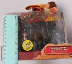 Indiana Jones Raiders Of The Lost Ark Figure – Indiana Jones With Temple Trap -Trendy Toy Store IMG 9731