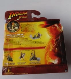 Indiana Jones Raiders Of The Lost Ark Figure – Indiana Jones With Temple Trap -Trendy Toy Store IMG 9735