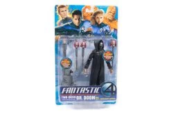 Fantastic Four – Two Faced Dr. Doom With Light & Sound Rocket Launcher – Fantastic 4 Figure