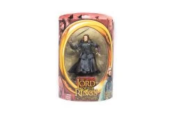 Lord Of The Rings – The Two Towers – Gondorian Ranger With Weapons