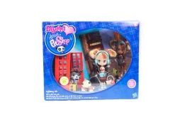 Blythe Littlest Pet Shop – Sightseeing Cutie Set With Blythe #B13, Scottie Dog #1960 & Iguana #1861 – 25828