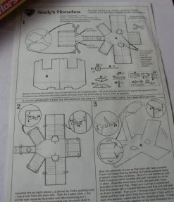 Sindy Horse Box By Pedigree -Trendy Toy Store SAM 0725