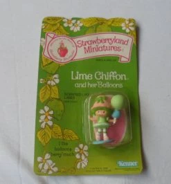 Strawberry Shortcake – Strawberry Miniatures – Lime Chiffon And Her Balloons