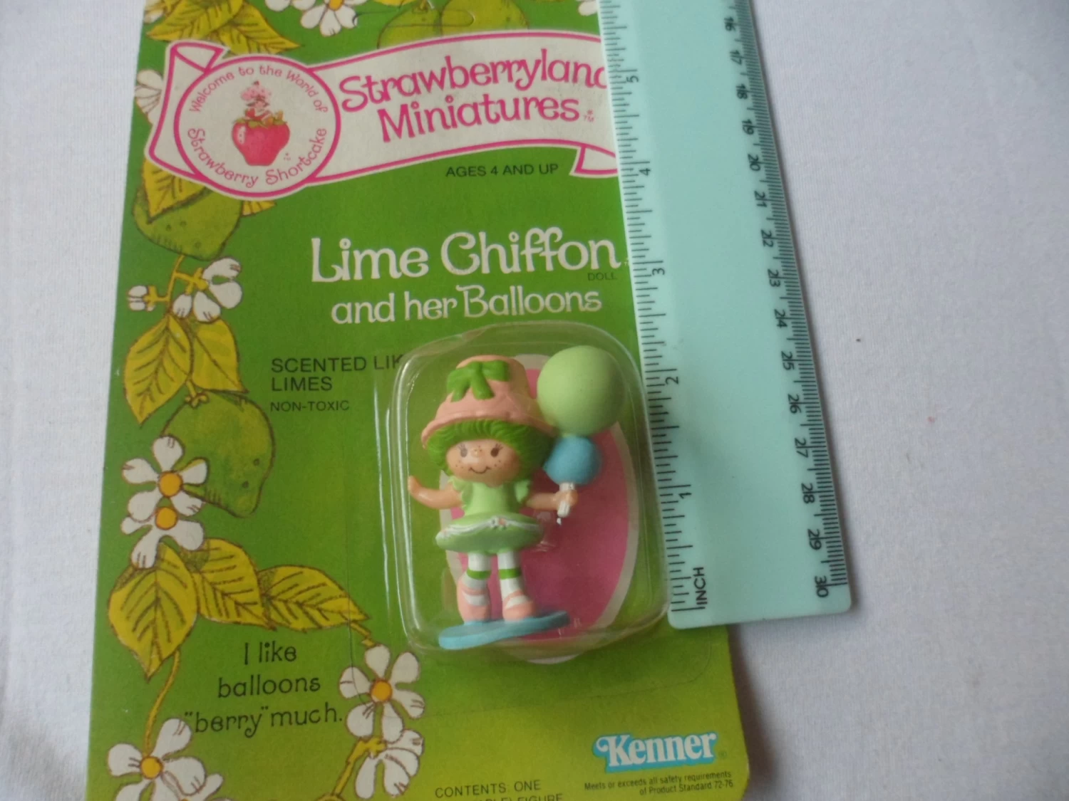 Strawberry Shortcake – Strawberry Miniatures – Lime Chiffon And Her Balloons 3 Strawberry Shortcake – Strawberry Miniatures – Lime Chiffon And Her Balloons - Image 3