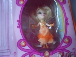 Barbie Petites Club -Carry Case Play Set With 2 Exclusive Small Dolls #40 & #41 -Trendy Toy Store SAM 3689