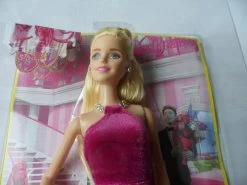 Barbie Pink & Fabulous – Asst BFW16 – CHH05 -Trendy Toy Store SAM 3818