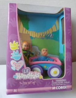 Lil’ Handfuls Trolley With Holly & Anthony